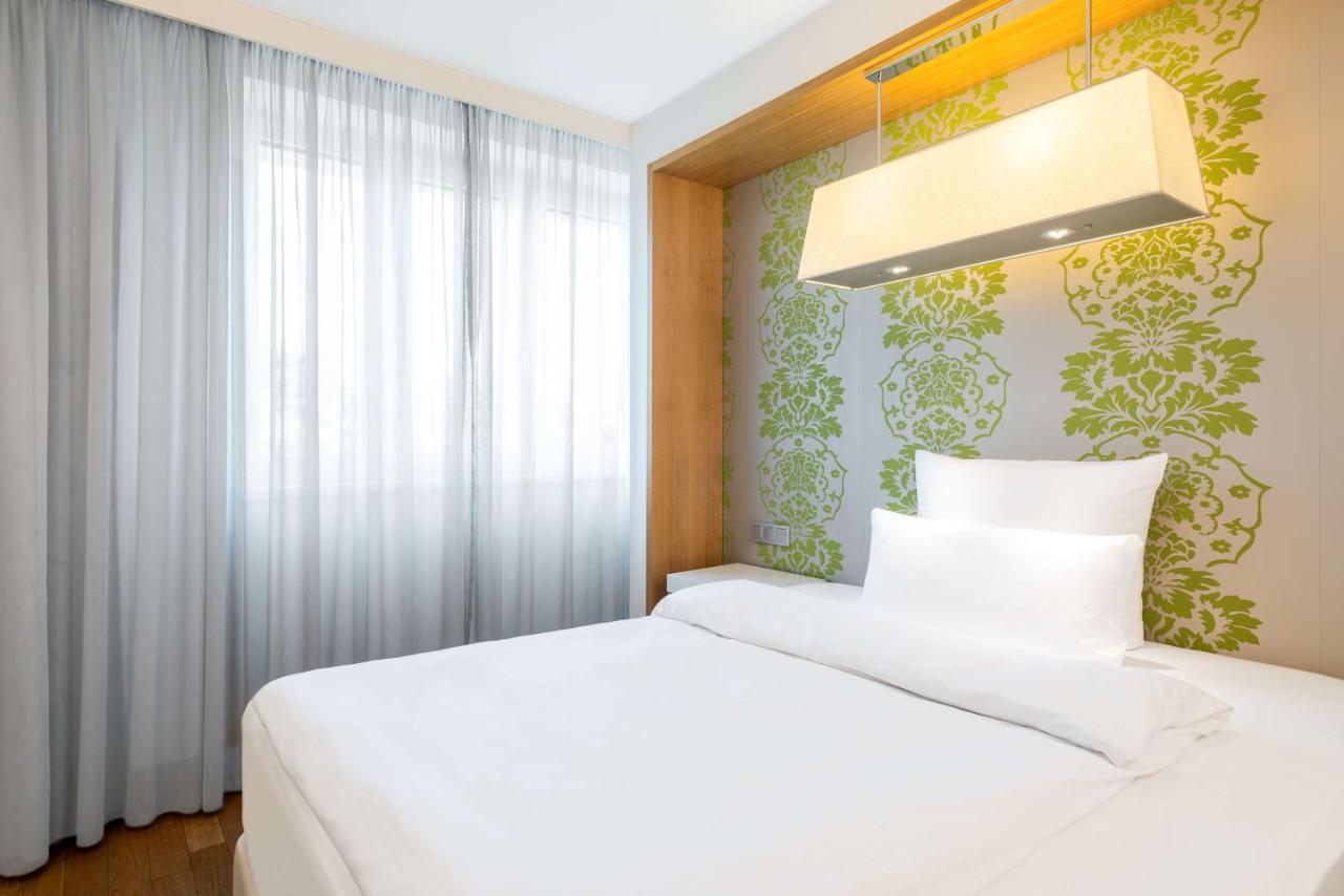 Nh Frankfurt Messe Hotel Frankfurt am Main Ngoại thất bức ảnh