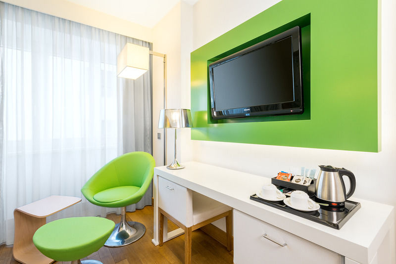 Nh Frankfurt Messe Hotel Frankfurt am Main Ngoại thất bức ảnh